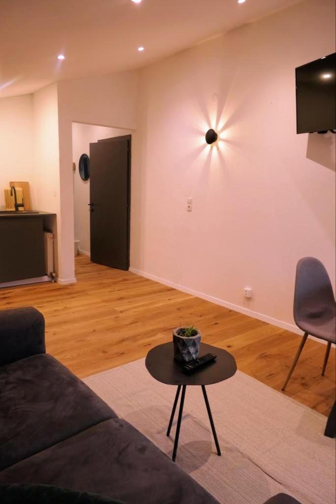 Nest'L Appartements & Zimmer Mösern Rum bild